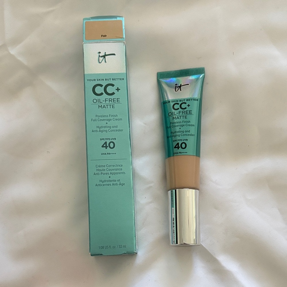 IT Cosmetics CC+ Oil-Free Matte Concealer - Tan